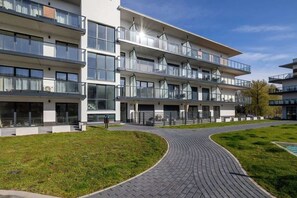 Exterior - Spadochroniarzy 10G | Prestigious Apartment | Pool (Dziwnów)
