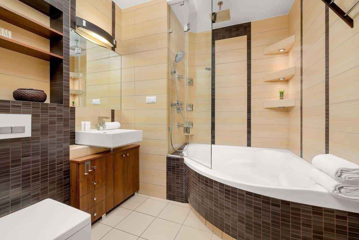 Shower, hair dryer