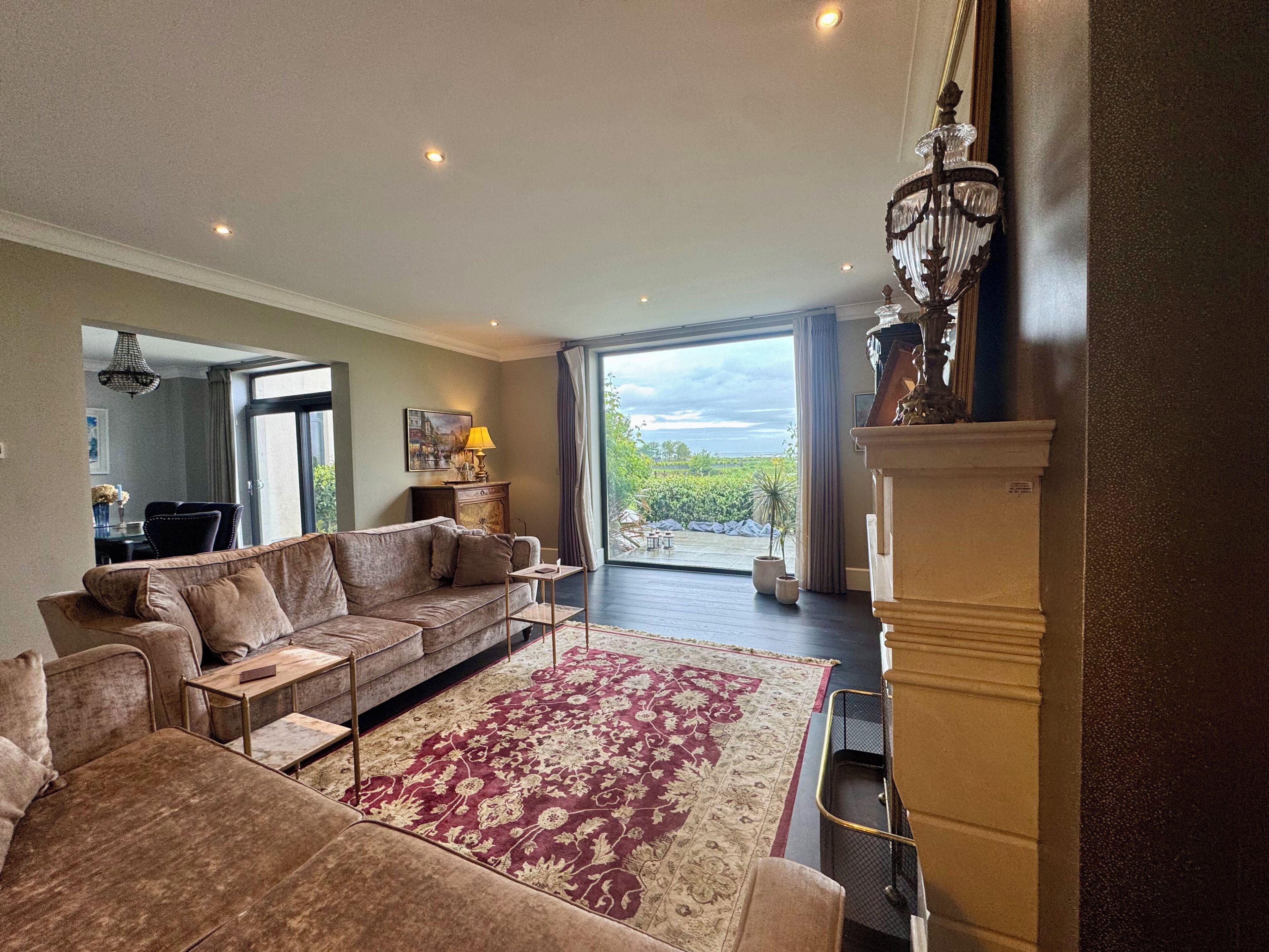 Smart TV, fireplace, stereo, computer monitors