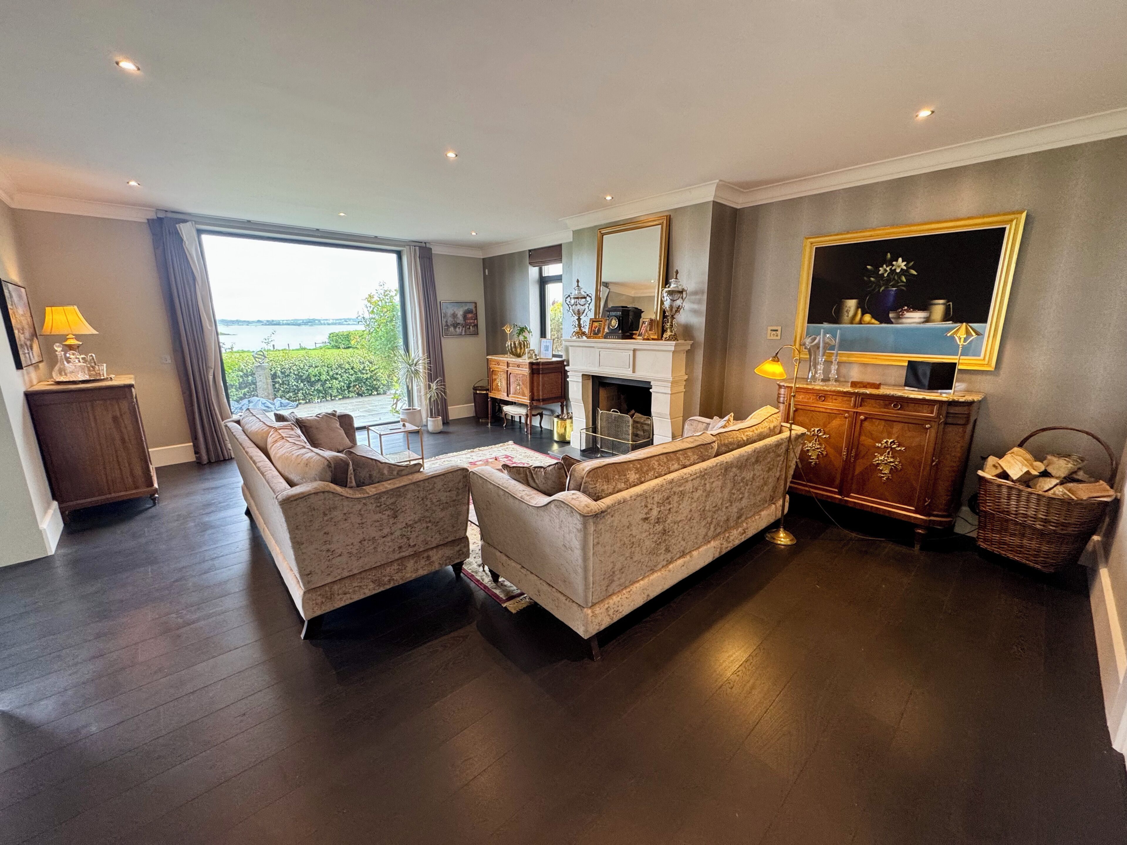 Smart TV, fireplace, stereo, computer monitors