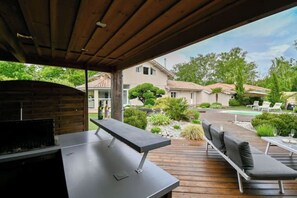 Outdoor dining - Villa Opale, Piscine - Entre Bassin et Océan (Le Porge)