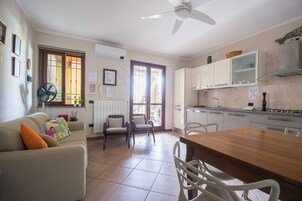 Apartment | Private kitchen | Fridge, microwave, oven, stovetop