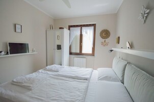 Apartamento | 1 dormitorio, tabla de planchar con plancha, wifi gratis y ropa de cama