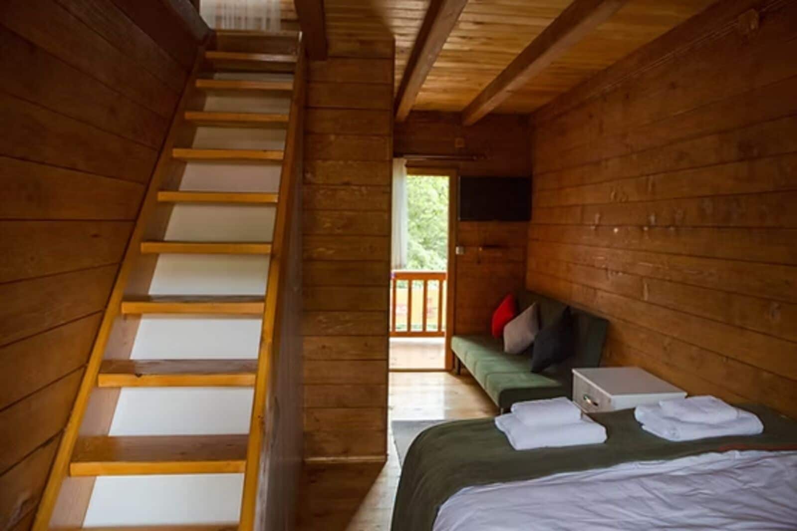 Appartement Duplex, balcon, vue montagne | Literie de qualité supérieure, surmatelas, bureau