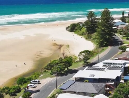 Aqua Lake Cathie - Charming three-bedroom town house nestled in the heart of Lake Cathie