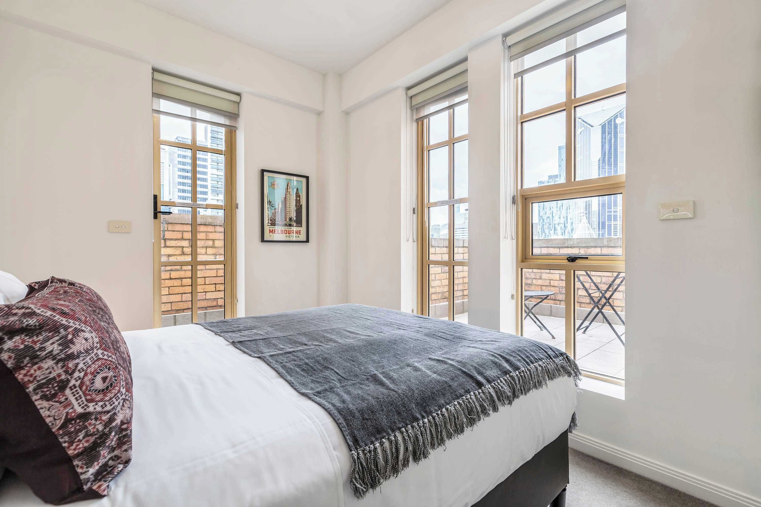 2 bedrooms, iron/ironing board, travel cot, free WiFi