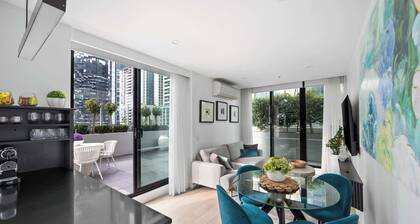 Huge private wrap-around terrace near Crown Casino