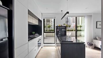 Fridge, microwave, oven, stovetop