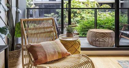 Tropical courtyard sanctuary near Glenferrie Rd