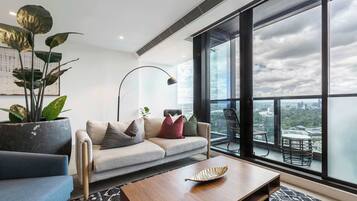 Smart TV, offices