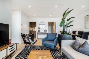 Smart TV, offices
