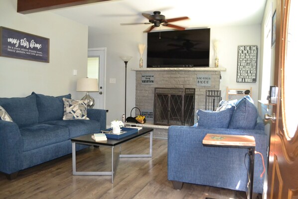 Älytelevisio, takka, tulostin