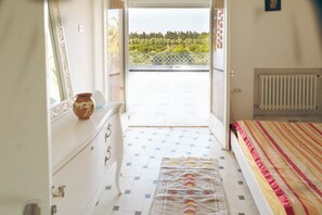 5 bedrooms, bed sheets - orange scents (Béni Khalled)