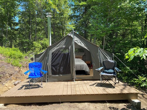 Luxury Tent in New Hampshire-Tail-Tuckaway