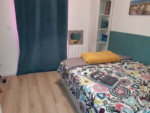 4 bedrooms, iron/ironing board, WiFi - 4 Bedroom Private vacation home in Cestas (Cestas)