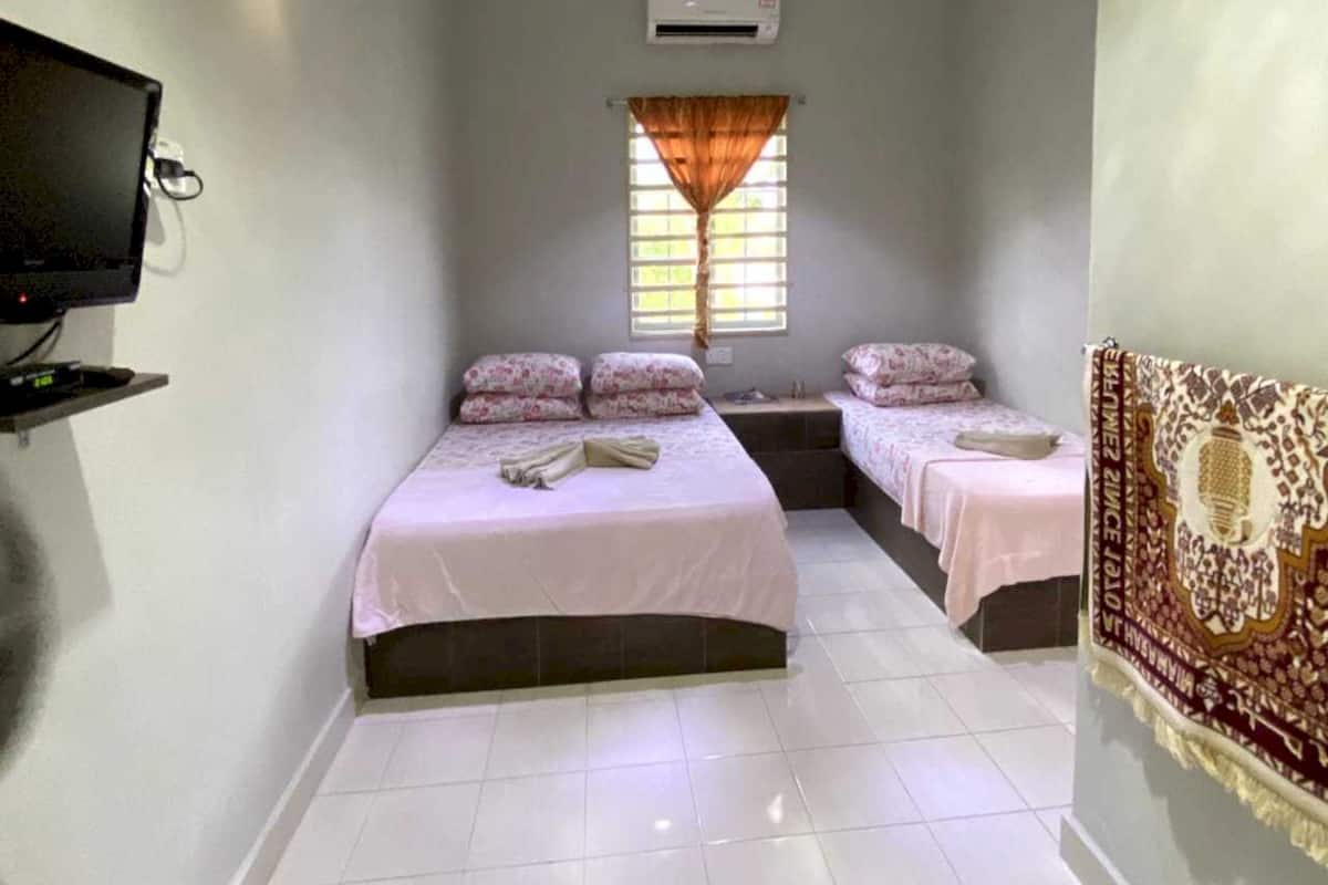 Superior Suite | 1 bedroom, bed sheets