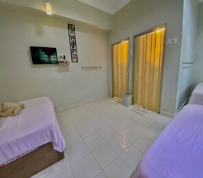 Bed sheets - Hotel O D Qamar Motel (Langkawi)