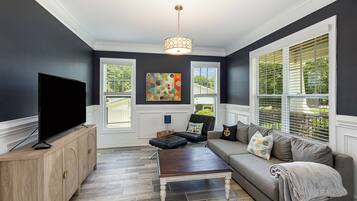 TV connectée, cheminée