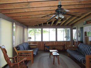 Smart TV - Quintessential Winnipesaukee Lake Cottage Sleeps 8 with Views and Dock (Moultonborough)