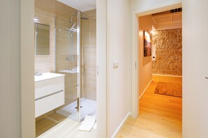Handtücher, Toilettenpapier