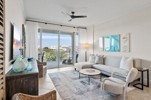 Smart TV - Bordering Rosemary Beach and Alys Beach + Gulf View + Community Pool (Inlet Beach)