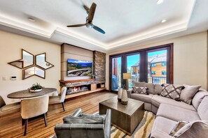 TV connectée, cheminée