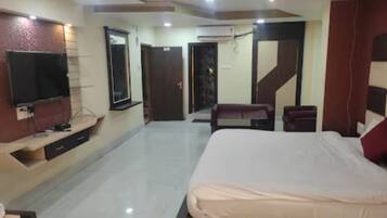Superior Room | Free WiFi, bed sheets