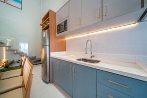 Exclusive Apartment | Private kitchen | Fridge, microwave, oven, dishwasher