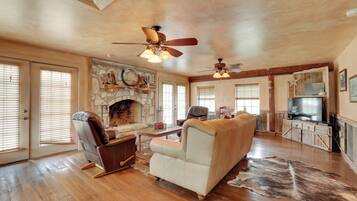 Villa (Multiple Bedrooms) | Interior