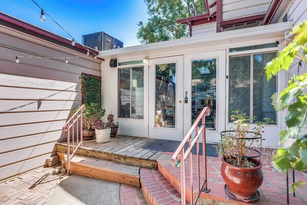 Apartment (3 Bedrooms) | Interior - Historic Woodland Escape w/ Patio + Fire Pit! (Woodland)