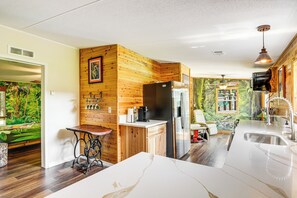 House (3 Bedrooms) | Interior - Sleep With Sloths & Lemurs! Modern Webster Home (Webster)