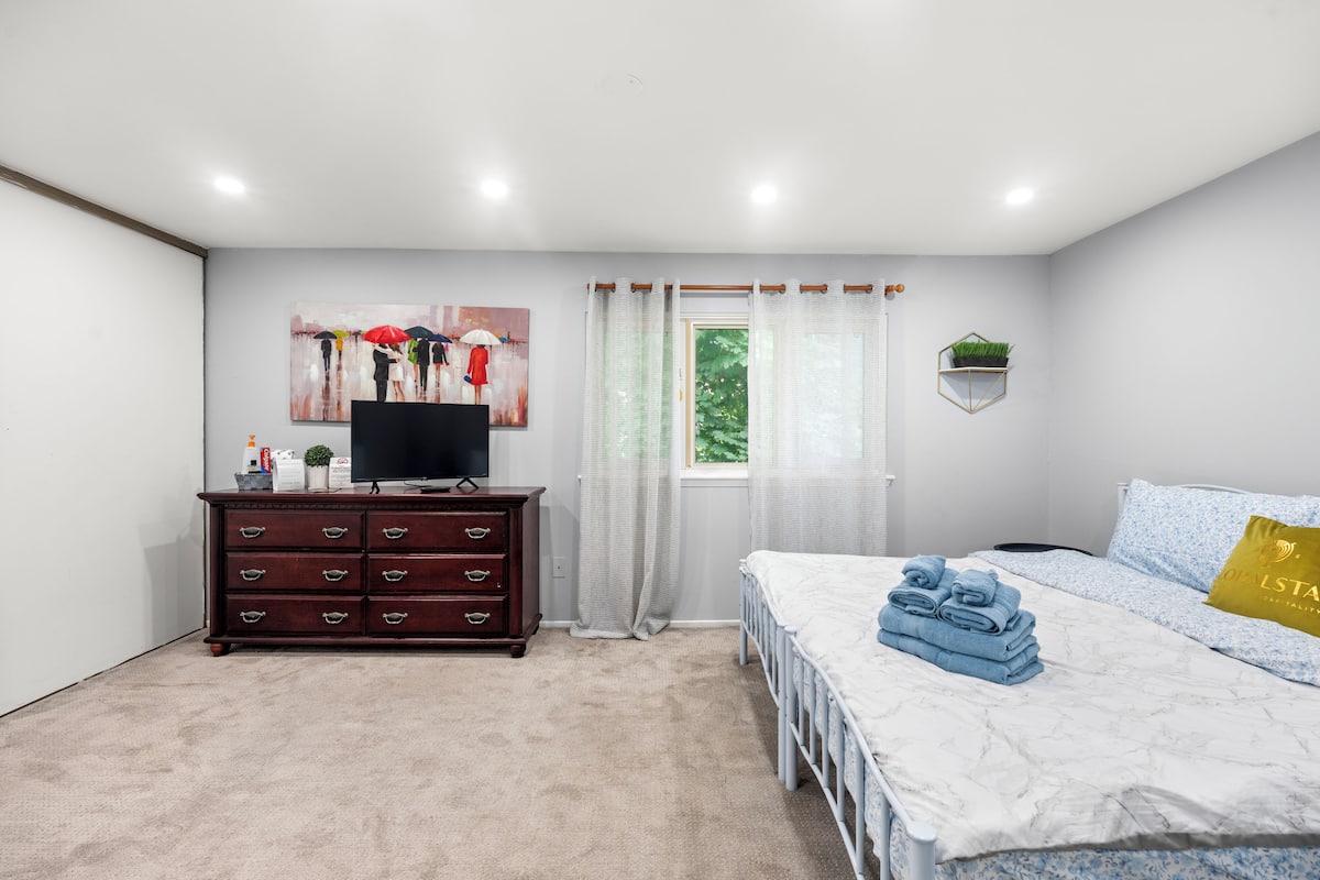 Quarto grand, 1 cama King, banheiro compartilhado, vista para a cidade | Vista do quarto