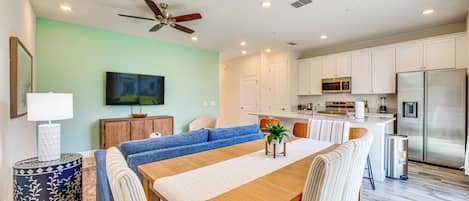 Apartment (3 Bedrooms) | Front of property