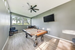 House (2 Bedrooms) | Interior - Lakefront Antioch Home w/ Dock, Kayaks & Game Room (Antioch)