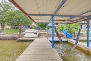 Property grounds - Riverfront Granbury Home w/ Patios & Boat Dock! (Granbury)