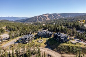 คอนโด, 2 ห้องนอน | วิวจากมุมสูง