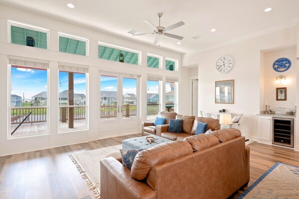 Living area - Coral Cabana 4 Bedroom Home by RedAwning (Port Bolivar)