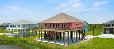 House, 4 Bedrooms | Exterior