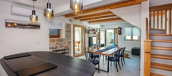 Fantastic vacation home Villa Lili on the idyllic island of Murter, Croatia