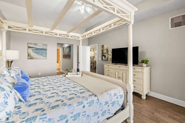 3 bedrooms, iron/ironing board, free WiFi, bed sheets
