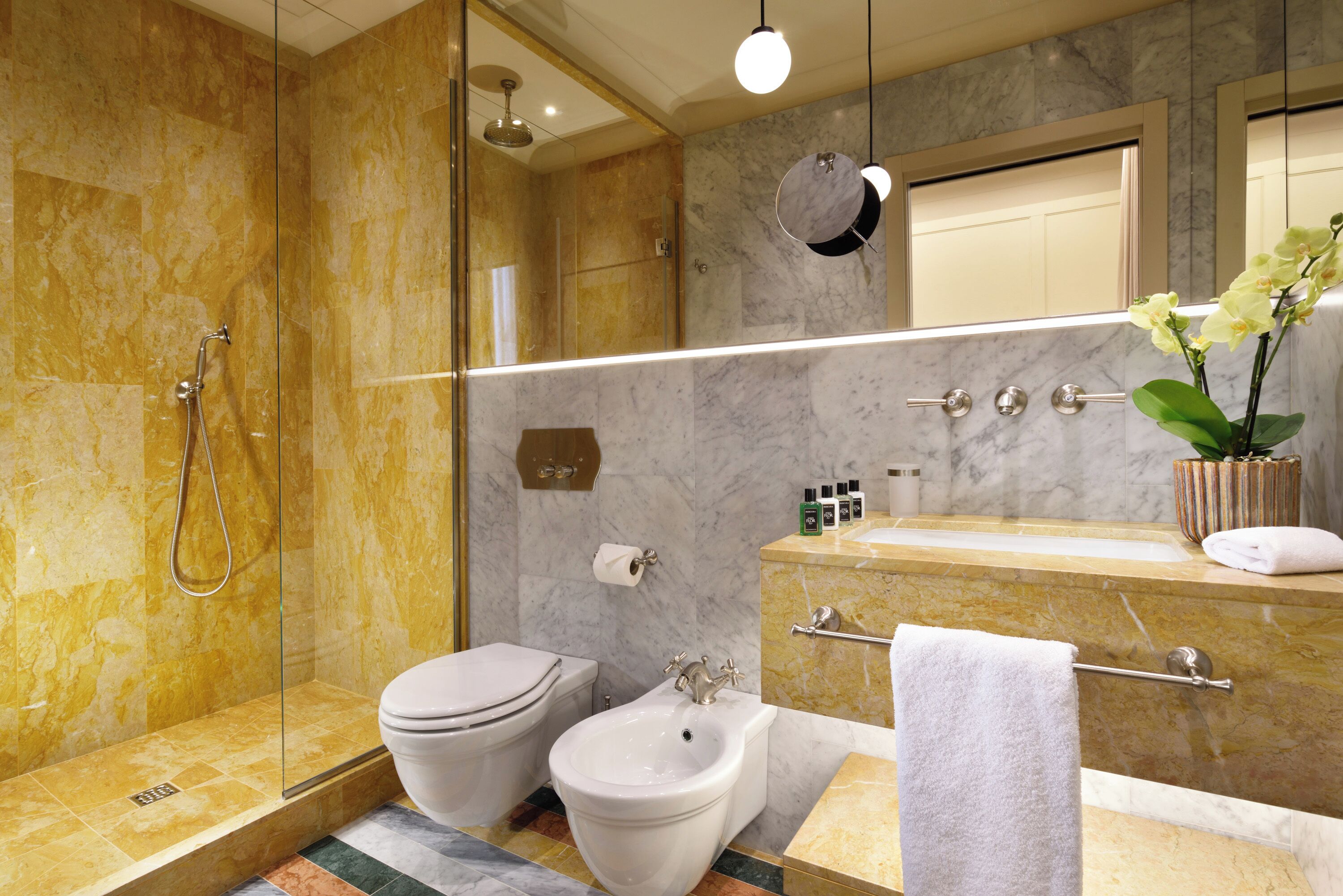 Smart Room | Bathroom | Shower, rainfall showerhead, hair dryer, bathrobes