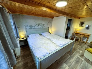 2 bedrooms, desk, travel cot, free WiFi - In the heart of St. Andreasberg, family-friendly, with sauna (Sankt Andreasberg)