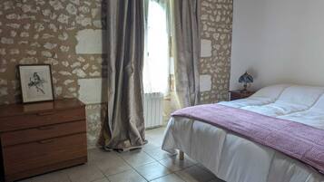 3 quartos, ferros/tábuas de passar roupa, Wi-Fi