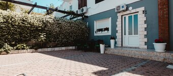 Apartment for 7 people in ground floor of the Villa