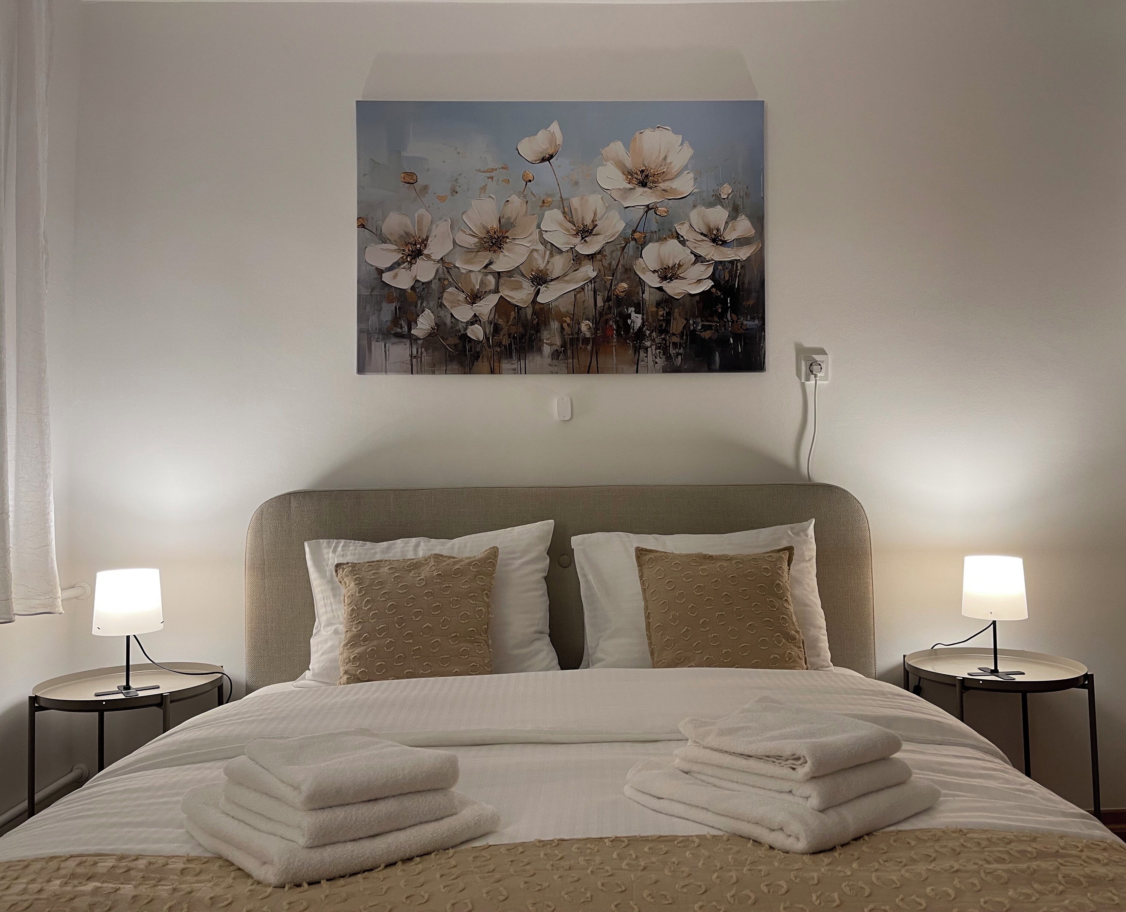 2 habitaciones, tabla de planchar con plancha, cuna de viaje y wifi 