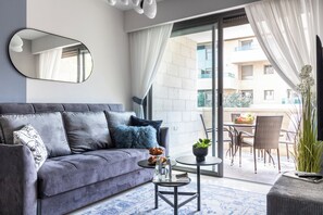 Familienapartment, 3 Schlafzimmer, Nichtraucher | Bügeleisen/Bügelbrett, kostenloses WLAN