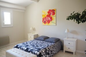 3 chambres, accès au Wi-Fi (inclus)