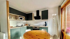 Dining - VAL PIERRE VPS8 CENTER & MODERN 4 Pers. (Châtel)