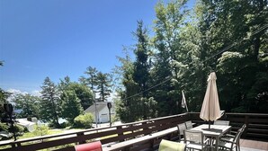 Outdoor dining - SEBAGO LAKE BEACH ACCESS (Sebago)
