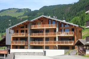 Exterior - Crémaillère CL402 MODERN & CENTER 6 Pers. (Châtel)
